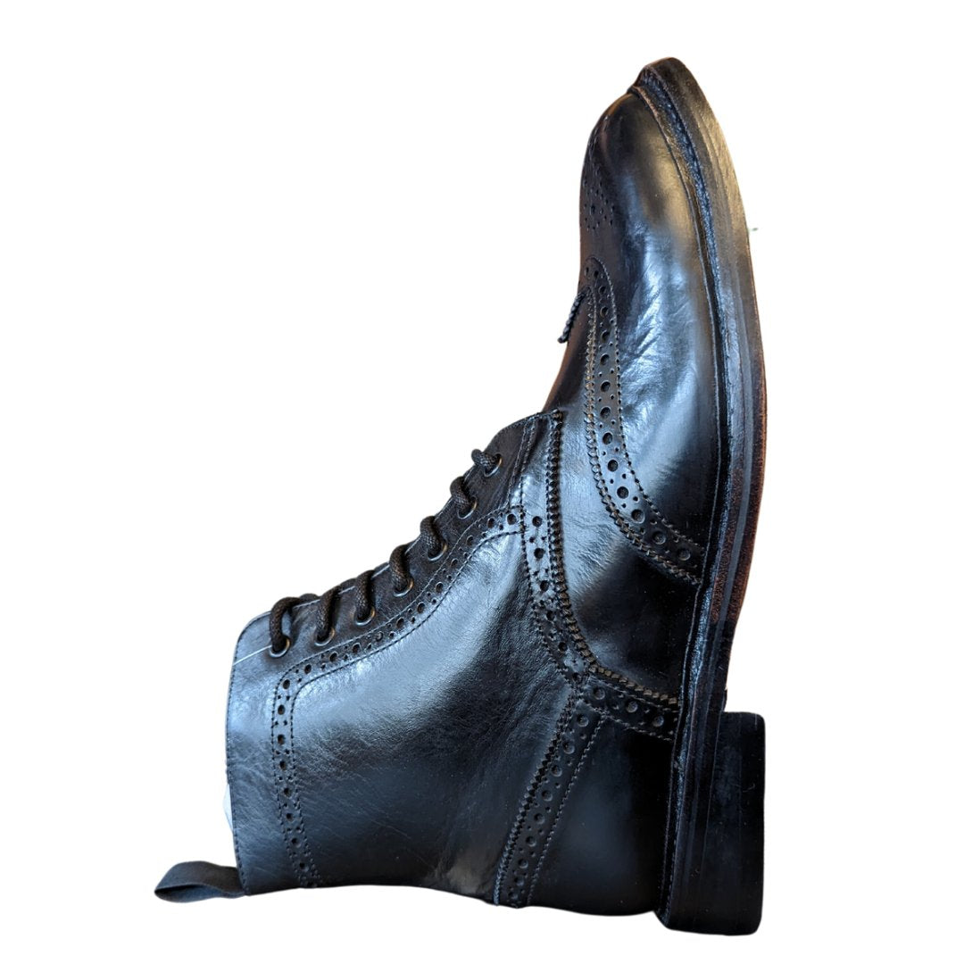 Kensingtons 7 eyelet brogue boots (All Black midsole and Shoe)