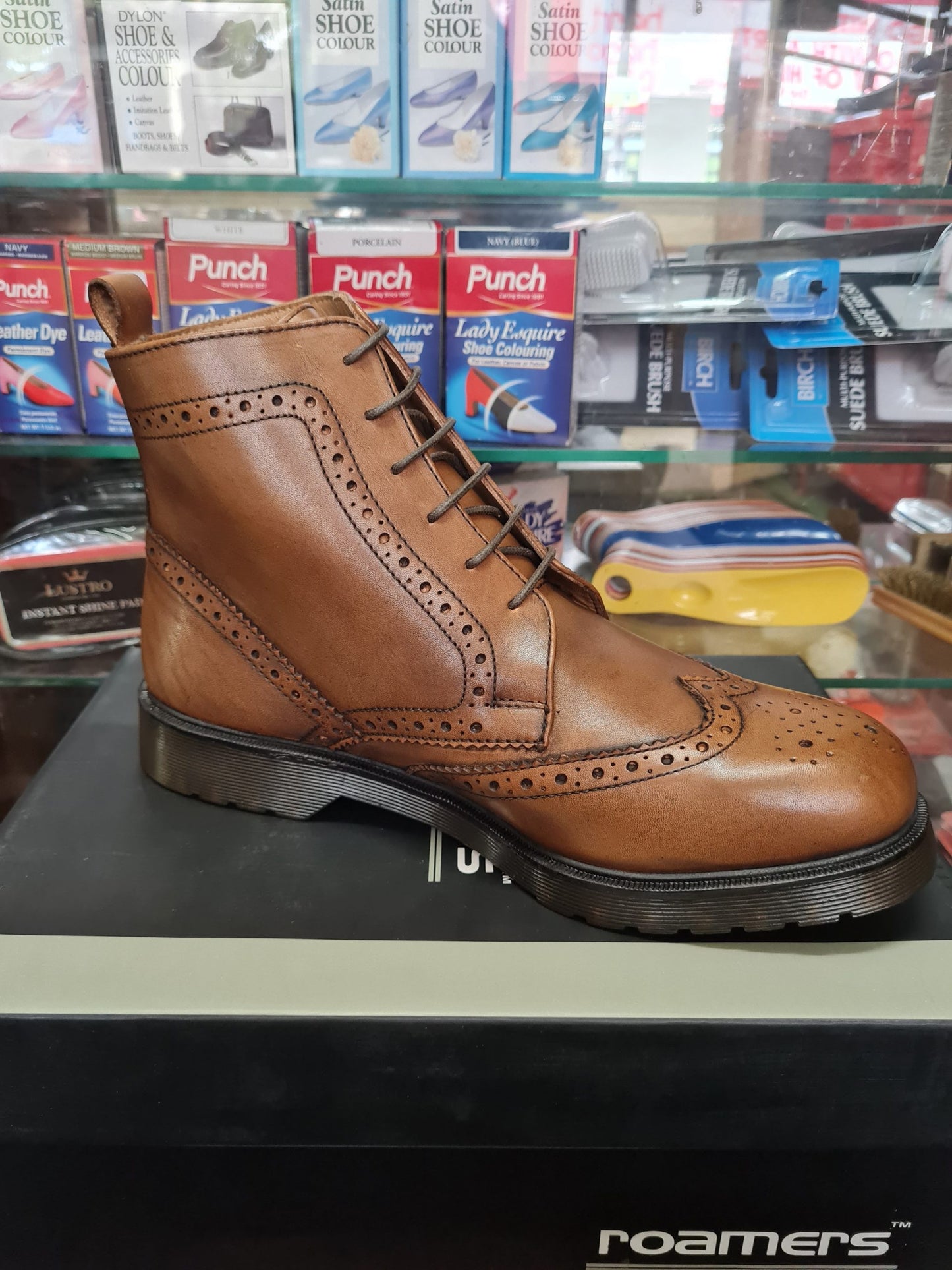 Grafters brogue boots (Tan)