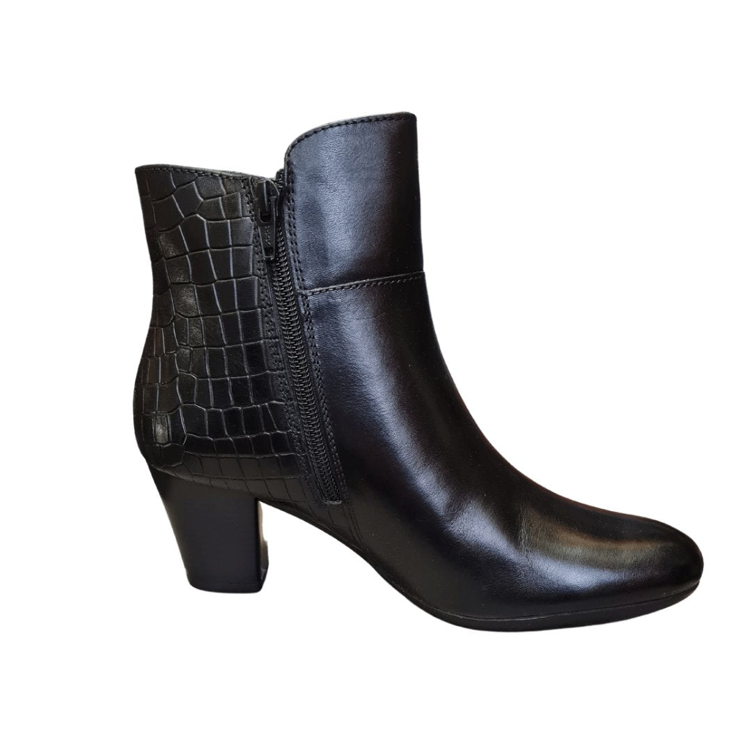 Cipriata croc effect inside zip ankle boot
(Black)