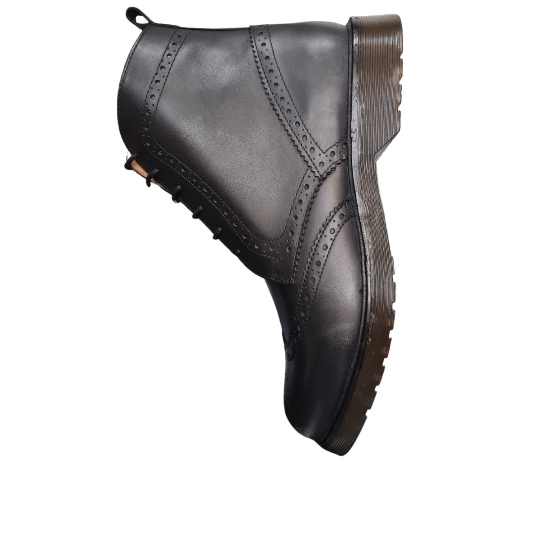 Grafters brogue boots (Black)