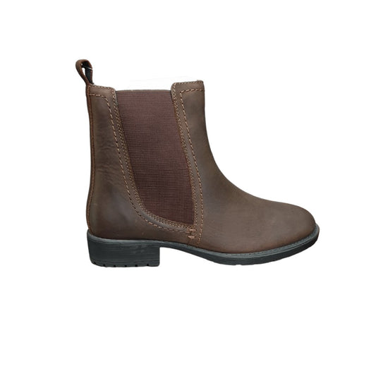 Women's brown leather boots